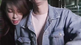 【69堂免费视频】喝醉后变身淫荡痴女 与男友兄弟高速骑车