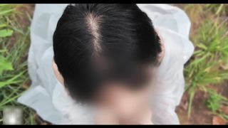 【69堂免费视频】和女友在野外约炮别提多刺激