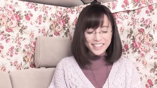 【69堂午夜视频】相反，我无法控制射精并大量射精1