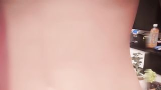 【69堂午夜视频】约个背带裤妹子洗完澡舌吻调情，特写口交摸逼骑坐无套猛操，操的呻吟连连搞了两炮！