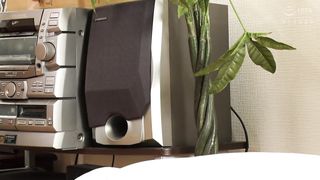 【69堂午夜视频】让她陷入女性状态，深喉深喉！2