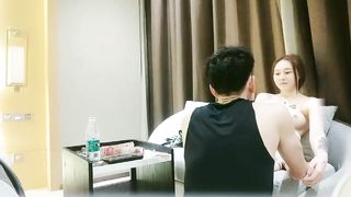 【69堂午夜视频】高素质大白美腿妹子花臂纹身，舔屌口交后入抽动侧入大力猛操