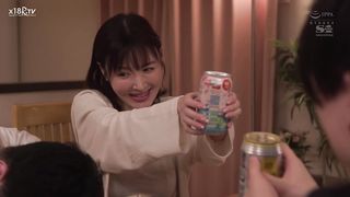 【69堂午夜视频】丈夫欠的债没有能力偿还只能让老婆肉偿1