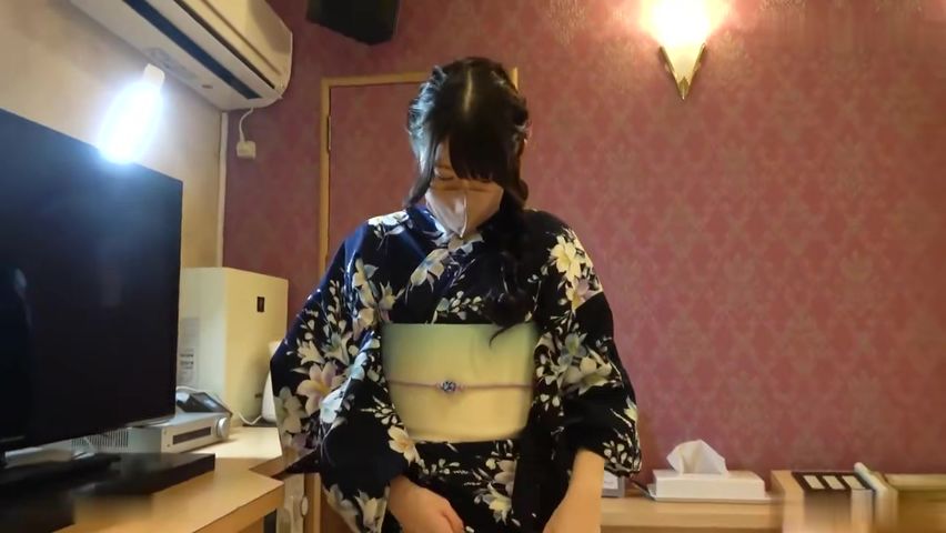 【69堂午夜视频】大量干净流浪美女直条美丽喷性交