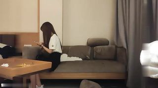 【69堂午夜视频】约了个短裙白衣萌妹子啪啪，沙发上操性感肉丝舔弄调情上位骑坐猛操