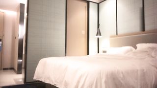 【69堂午夜视频】高价4P外围，肤白貌美配合无间，近距离口交抠穴啪啪激情四射