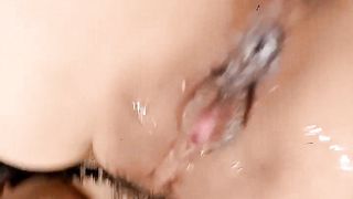 【69堂午夜视频】大辫子的小姑娘穿着开档黑丝诱惑狼友，淫语互动撩骚不断，道具玩弄骚穴，淫水都拉丝了真骚啊，浪叫呻吟不止