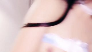 【69堂午夜视频】看着超级纯的极品妹子，全程露脸丝袜制服情趣诱惑，跟狼友互动撩骚听指挥，道具玩弄骚穴，浪叫呻吟精彩不断