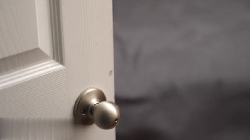 【69堂午夜视频】性感继妹自慰被继弟抓到只好用骚穴封口的费用