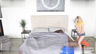 【69堂午夜视频】湿屄淋浴继兄弟目击者骚逼癫痫发作赶快用大鸡巴进行人工呼吸急救