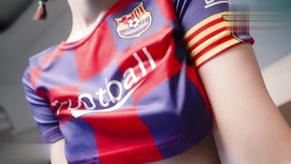 【69堂午夜视频】性感足球女友緊嫩的鮑魚被大鸡巴爆操享用