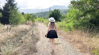 【69堂午夜视频】淫荡堕落的荡妇在山上的被大鸡巴爆操所有的洞