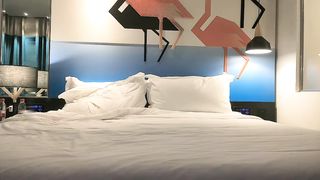 【69堂午夜视频】约了个长相甜美高颜值白衣妹子口交抽插猛操