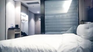 【69堂午夜视频】甜美蓝衣妹子啪啪，隔着裤子摸逼近距离特写口交猛操