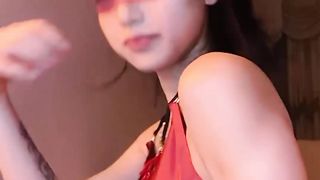 【69堂午夜视频】黑料吃瓜-抖音31万粉丝网红沙妹i直播真空故意走光被热心粉丝录屏奶头又粉又大超诱人真想舔一口