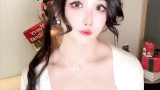 【69堂午夜视频】黑料吃瓜-黄金比例的极品网黄反差婊rioko凉凉子巨颤的蜜桃好臀D罩大奶完美少妇圣诞草莓蛋糕主题写真福利