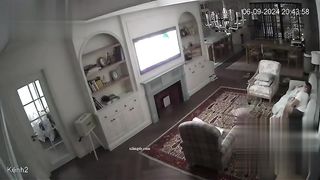 【69堂午夜视频】黑料吃瓜-黑客破解家庭摄像头越南一对放肆的夫妻在客厅当着儿子的面就是干一点也不避讳偷拍视频流出