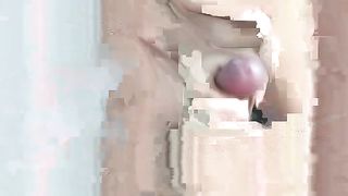 【69堂午夜视频】大姨妈刚走小嫂子就按耐不住了寂寞，全程露脸舔弄大粗鸡巴，主动上位求草，被大哥各种姿势蹂躏干爽了好骚啊