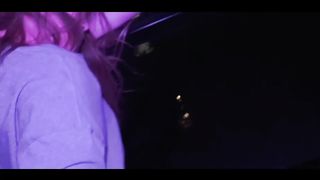 【69堂午夜视频】跟表哥在阳台抽烟看夜景，抽完变抽插大屌 颜射整个脸都是精液