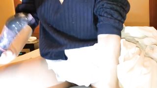 【69堂午夜视频】这妹子皮肤滑得像丝，摸一下就让人想操，鸡巴硬得发紫，干得她浑身抽搐，淫叫声震天响