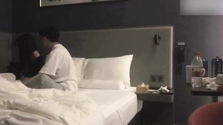 【69堂午夜视频】PUA灌醉抖音网红 黑丝豹纹反差婊撕烂黑丝强上