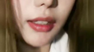 【69堂午夜视频】黑料吃瓜-哈尔滨远东理工学院大奶学生妹与金主一对一裸聊视频曝光线上裸聊线下奔赴金主的床送福利