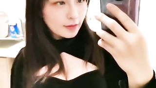 【69堂午夜视频】黑料吃瓜-曲阜师范大学学生妹萧佳璐对塑料坤坤爱不释手为找个真实的肉棒抽插她拍视频勾引反手就是一个曝光