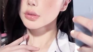 【69堂午夜视频】黑料吃瓜-极品身材混血脸模特媛媛酱以曼妙的身材为自信的资本线上大尺度捞金线下实战