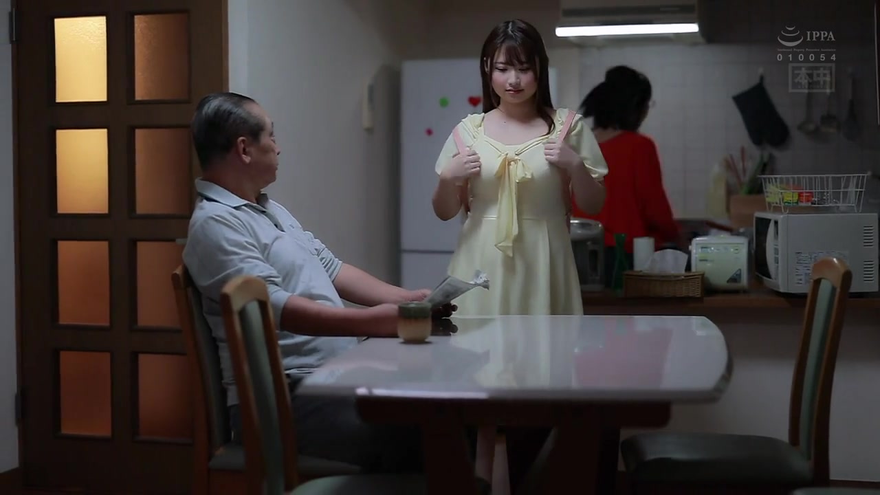 【69堂午夜视频】怀着紧张与兴奋的心情接受了她的背部按摩1