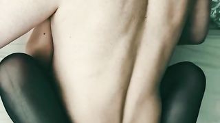 【69堂午夜视频】淫穴猫咪蕾丝战袍体验黑屌疯狂抽插还不忘把精液全部喂给我