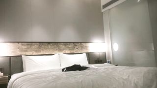 【69堂午夜视频】明星脸女神，4500物有所值，黑丝诱惑白嫩肌肤，娇嗔妩媚罕见尤物