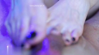 【69堂午夜视频】淫欲修女_内射开发_涩涩变态修女为祈求病患健康踏入禁忌欲望深渊