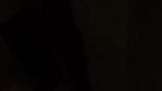 【69堂午夜视频】强奸醉酒的妹妹，本来以为她有男友了已经不是处女想着偷偷操一操妹妹