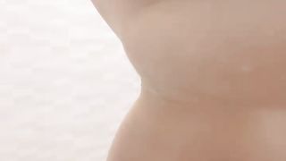 【69堂午夜视频】这奶子实属罕见，好大一對波啊，年纪轻轻能有如此豪乳确属不易哦！