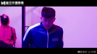 【69堂午夜视频】鲍鱼游戏2／第二集／轮奸真假间谍 潮吹爆喷