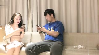 【69堂午夜视频】舌吻坐在身上摸屁股口交上位骑乘猛操