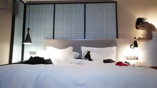 【69堂午夜视频】舔弄摸逼镜头前口交骑乘后入猛操，呻吟娇喘非常诱人