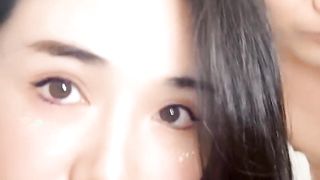 【69堂午夜视频】念念小秘书露脸跟大哥开房啪啪直播，乖巧听话撩骚互动，给大哥舔起大鸡巴，主动上位后入抽插洗澡诱惑别错过