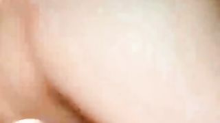 【69堂午夜视频】颜值很高的宝贝跟小哥激情啪啪直播全程露脸，特写展示骚穴口交大鸡巴激情上位，让小哥压在身下爆草高潮不断2584