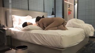 【69堂午夜视频】一身惊艳小妈裙床垫干歪可还行