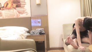 【69堂午夜视频】好腿还得黑丝配着丝性爱最有味