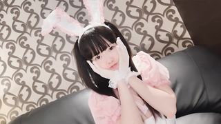 【69堂午夜视频】饥渴兔兔耳饰小萝莉被狂暴打桩操翻小嫩穴