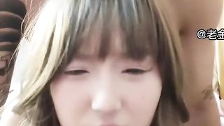 【69堂午夜视频】约炮呆萌卡哇伊学生妹听话被操哭居家狠干白丝美腿妹妹内射3次