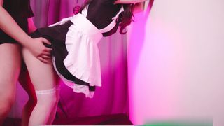 【69堂午夜视频】小女仆的睡前美鲍甜品