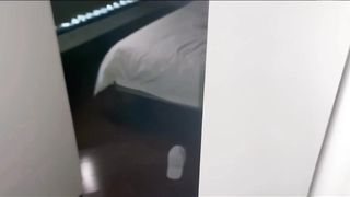 【69堂午夜视频】推特顶级绿帽淫妻博主丝袜小淫妻付费福利新作酒店约会单男床上激情爆操无套内射