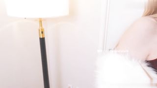 【69堂午夜视频】暗戀女神聚會誤飲春藥淪爲跨下騷狗口交求操