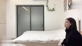 【69堂午夜视频】画着欧美妆气质女神胸大屁股翘我施展浑身解数在床上把她玩爽了完事后还要来一发