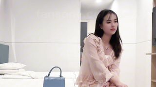 【69堂午夜视频】娇小玲珑学生妹下海兼职皮肤雪白娇嫩